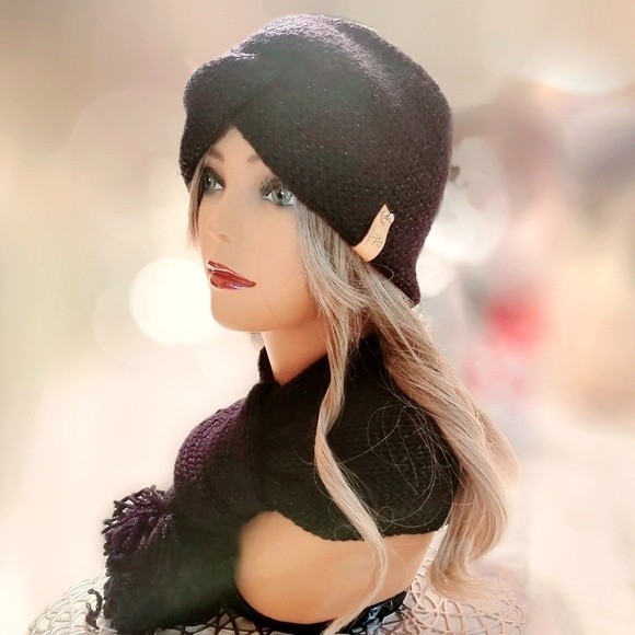 Women's Black Headband & Scarf Winter Set | Handmade in Warm Black Shimmer Knit - Picture 3 of 7